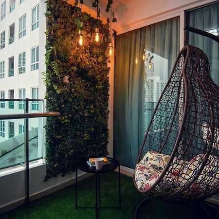 2R1B/Seaview Tropical /1~8Pax/Gurney Mansion One Apartment George Town Ngoại thất bức ảnh