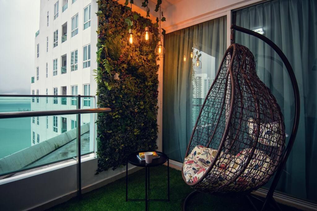 2R1B/Seaview Tropical /1~8Pax/Gurney Mansion One Apartment George Town Ngoại thất bức ảnh