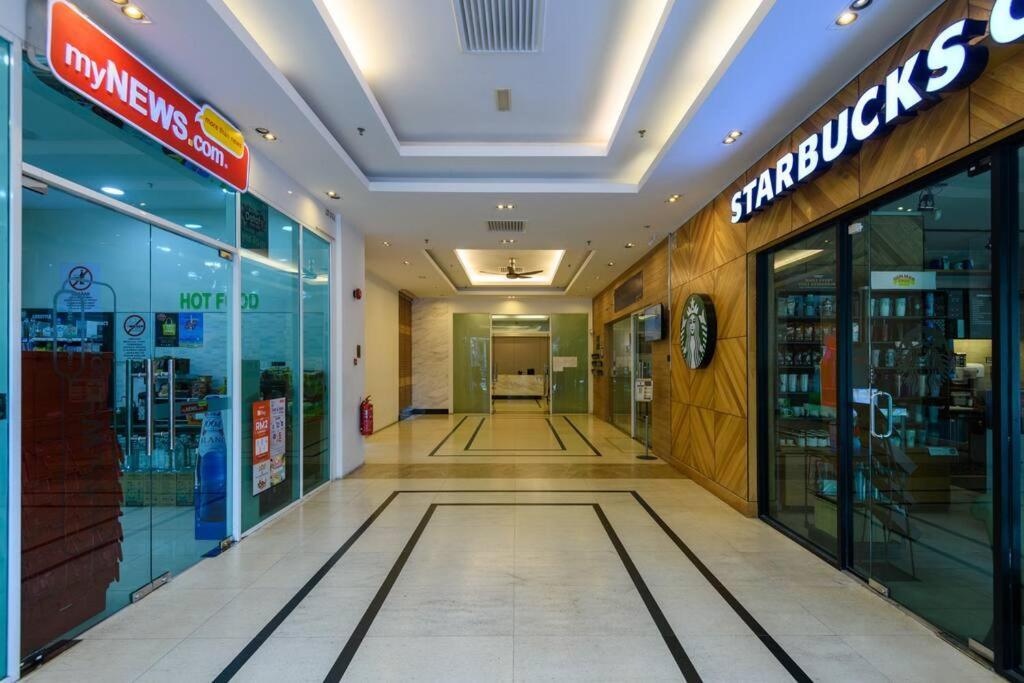 2R1B/Seaview Tropical /1~8Pax/Gurney Mansion One Apartment George Town Ngoại thất bức ảnh