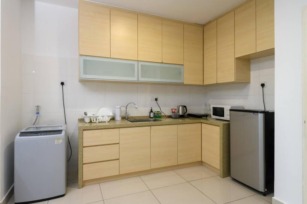 2R1B/Seaview Tropical /1~8Pax/Gurney Mansion One Apartment George Town Ngoại thất bức ảnh