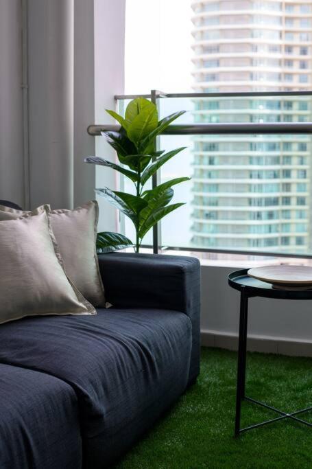 2R1B/Seaview Tropical /1~8Pax/Gurney Mansion One Apartment George Town Ngoại thất bức ảnh
